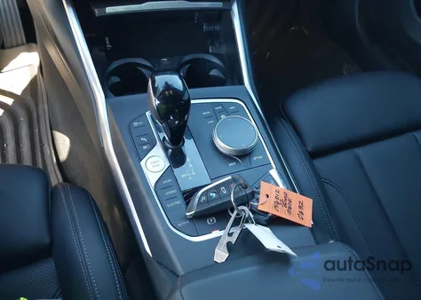 2022 BMW 3 Series 330E z USA, uszkodzony, nr VIN 3MW5P7J0XN8C65365